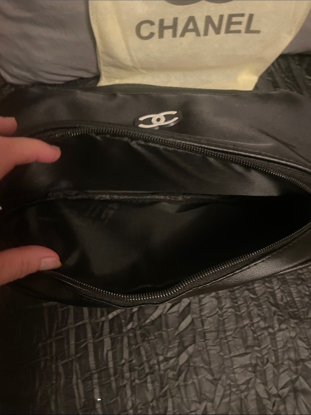 GWP Black Nylon Toiletry Pouch with White CC Logo - Picture 9 of 17